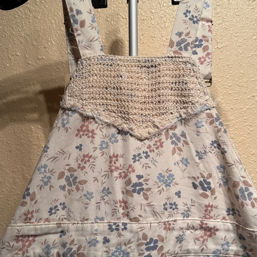 POL Large floral mixed print patchwork overalls N… - image 10